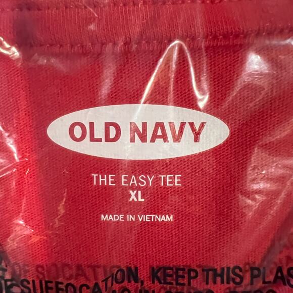 NWT Old Navy Women's Red Loose Stand for Freedom T-Shirt - Picture 3 of 7